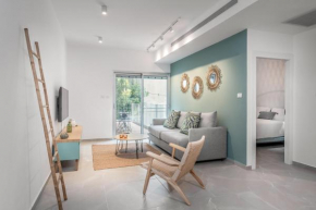 Brand new 1BDR with balcony on Sheinkin st